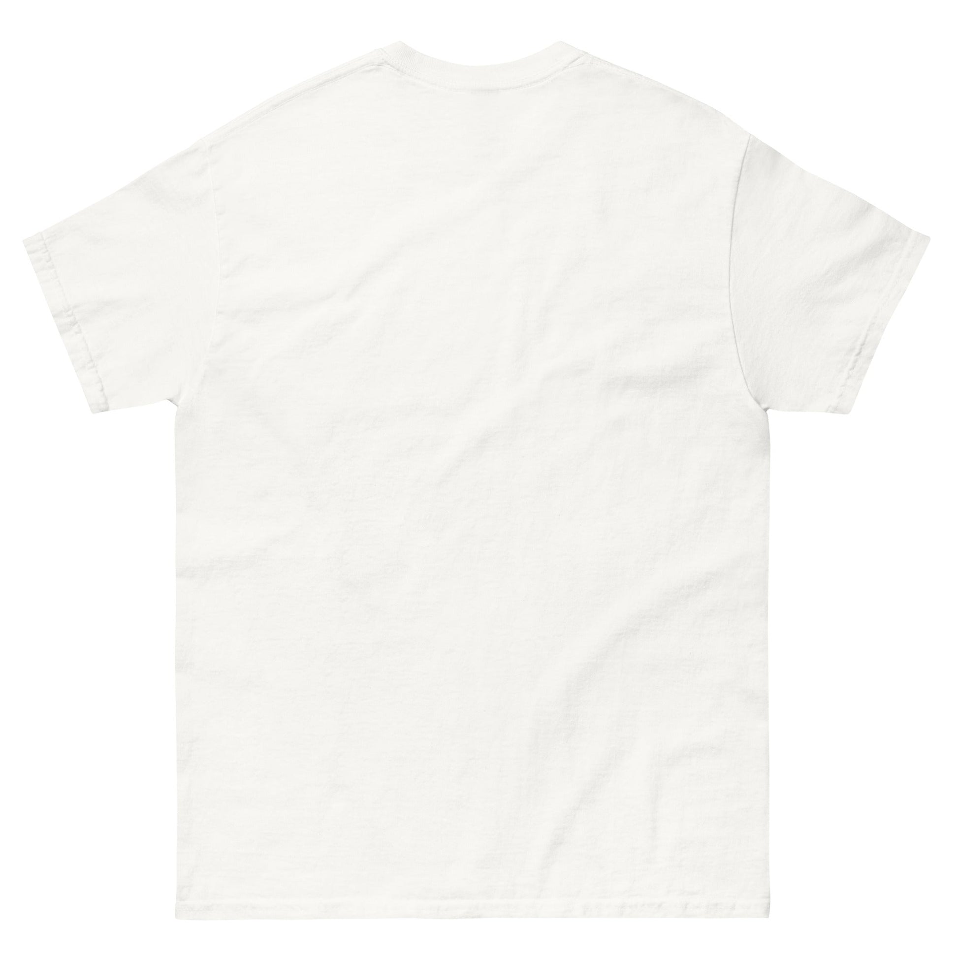 T-Shirt with Macaw to Gift - Vibrante Esencia Amazónica - Creative Home & More